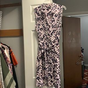 MIDI dress with collar.